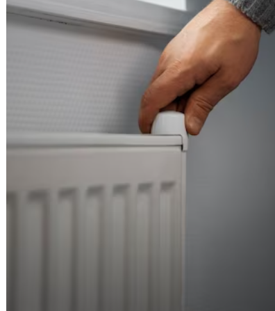 Как установить радиаторы отопления в доме?